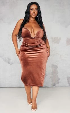Plus Chocolate Velvet Diamante Trim Plunge Midi Dress -US Dresses Sales Store 10470567e47bff40be4790831fe85d12459062c8 cnb4192 1