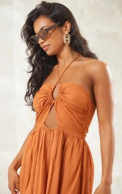 Rust Linen Look Halterneck Plunge Maxi Dress -US Dresses Sales Store 1e590df1cd4d3d16c20a64ac8170a020b8f3efc4 cnd8845 4