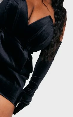 Plus Black Velvet V Bar Glove Detail Dress -US Dresses Sales Store 29f7c7bec2324409d4b5cf3013c8f886e7bbed53 cnb4176 4