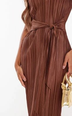 Chocolate Plisse V Bar Tie Waist Midi Dress -US Dresses Sales Store 4171475431a5c4904472a23c76e467aee6be5f51 cnb3677 4