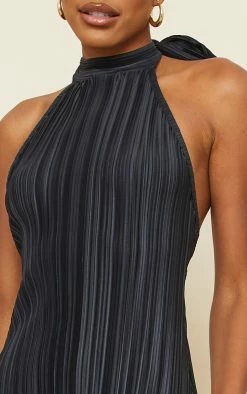 Black Plisse High Neck Low Back Maxi Dress 10 Black Plisse High Neck Low Back Maxi Dress -US Dresses Sales Store 8eb44d222f51f27a2cdd6d9314a7e04b4672c825 cnd2061 4