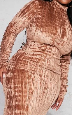 Plus Brown Textured Velvet Longsleeve Maxi Dress -US Dresses Sales Store 935cf149ee4663252a2576c048865532ce007bd8 cnc0715 4