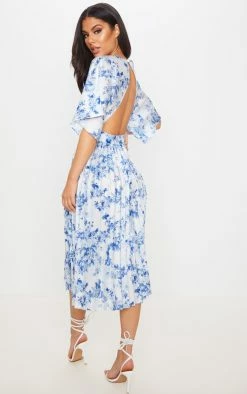 Pastel Blue Floral Print Open Back Pleated Midi Dress -US Dresses Sales Store a247a3d125aeee5098cee7ae2d522f8f381b8546 cmh3300 2
